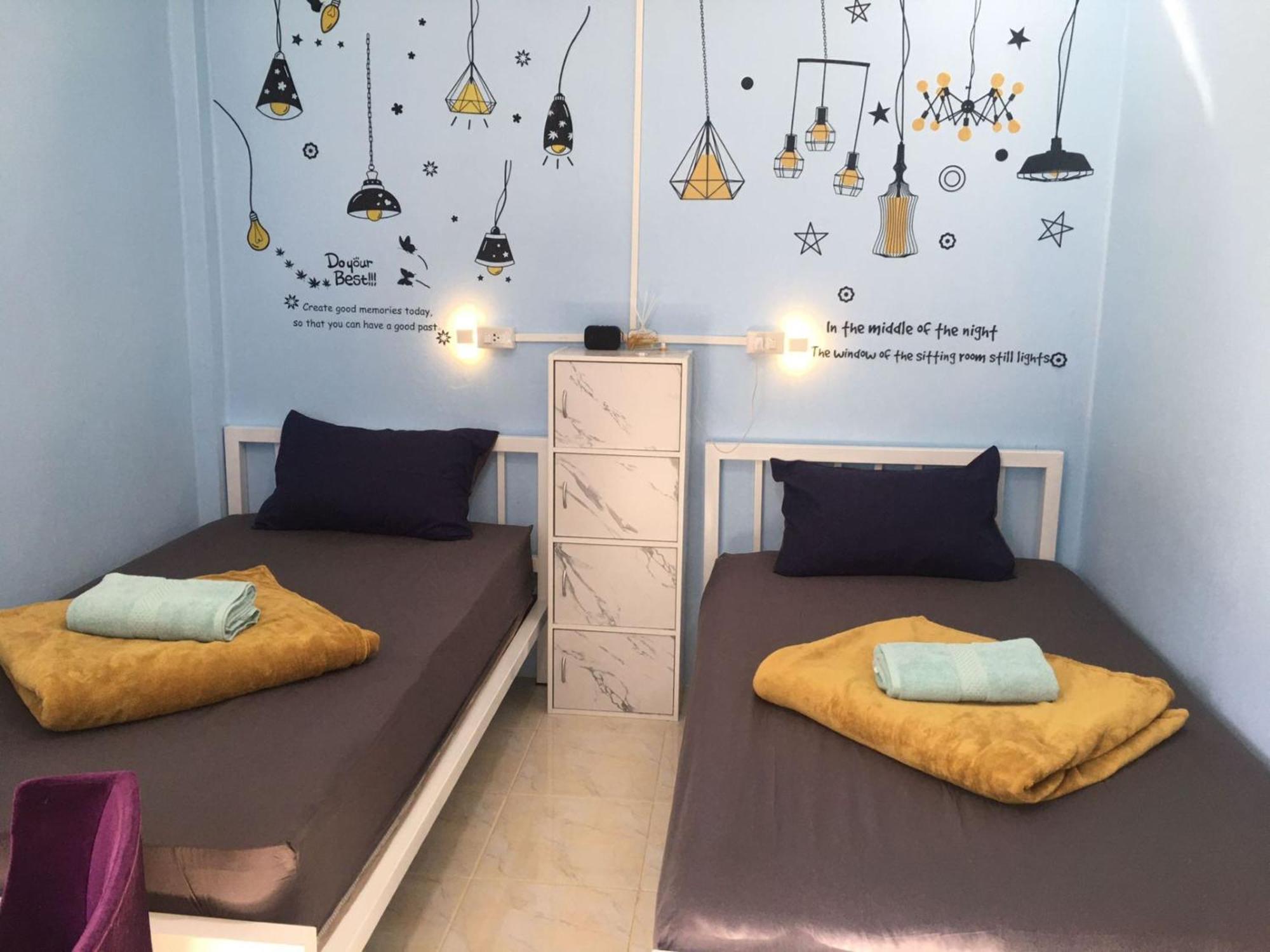 World Citizen Guesthouse Baan Tai Bagian luar foto